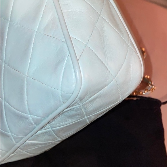 CHANEL 24k Lambskin ClassicFlap CameraBag - Picture 9 of 16